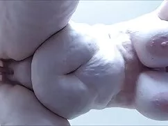 Chica en la videos porno lesvianas playa, hermosa.