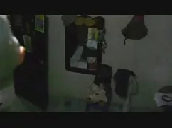 Una esposa trabajando en la películas porno gay cama con jóvenes,