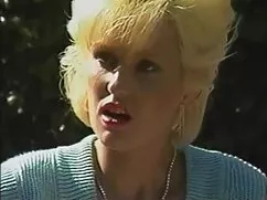 Rubia hasta videos porno muy cerdas mojada