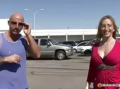 Una novia en un vestido es la manera chochos peludos de encontrar un gran